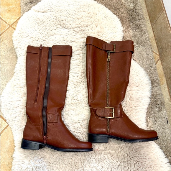Aerosoles ride around expandable riding boots - Picture 1 of 8